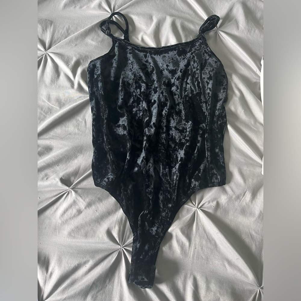 Body Suits - Picture 3 of 3